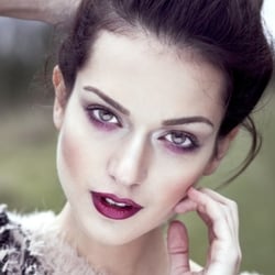 H&M: Tanja Marjanovic Foto: Vika Yart Model: Eva