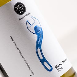 Grape Garage 32a – Wein Packaging Design & Branding von Yummy Stories