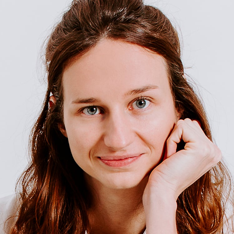 Angelika Graf