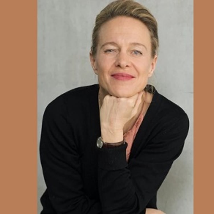 Dr. Stefanie Graul