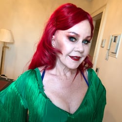 Kate Pearson B52‘s