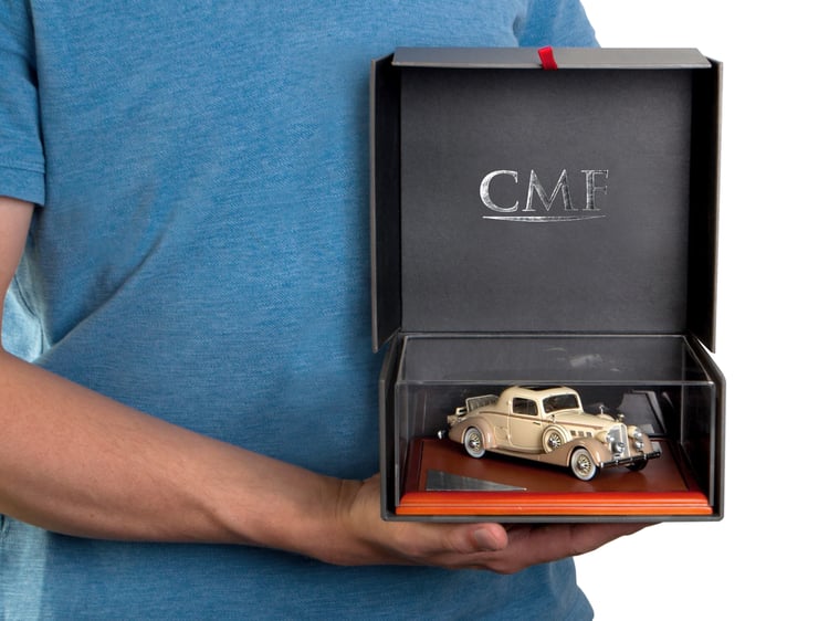 CMF schwarz