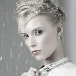 Nora B. – Model