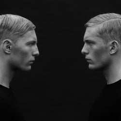 Grooming: Anna Tsoulcha, Fotograf: Marius Uhlig
