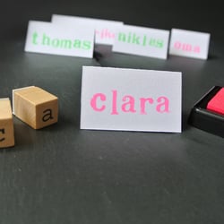 Hochzeits-Papeterie | JA | neon | Stempel | Tischkärtchen