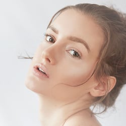 Nude / Natural