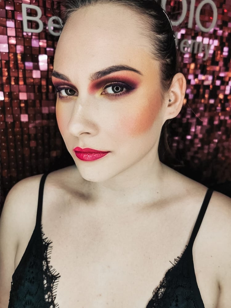 Layout Make-Up