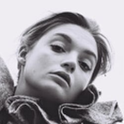 By Angela Hechtfisch „Ivana“