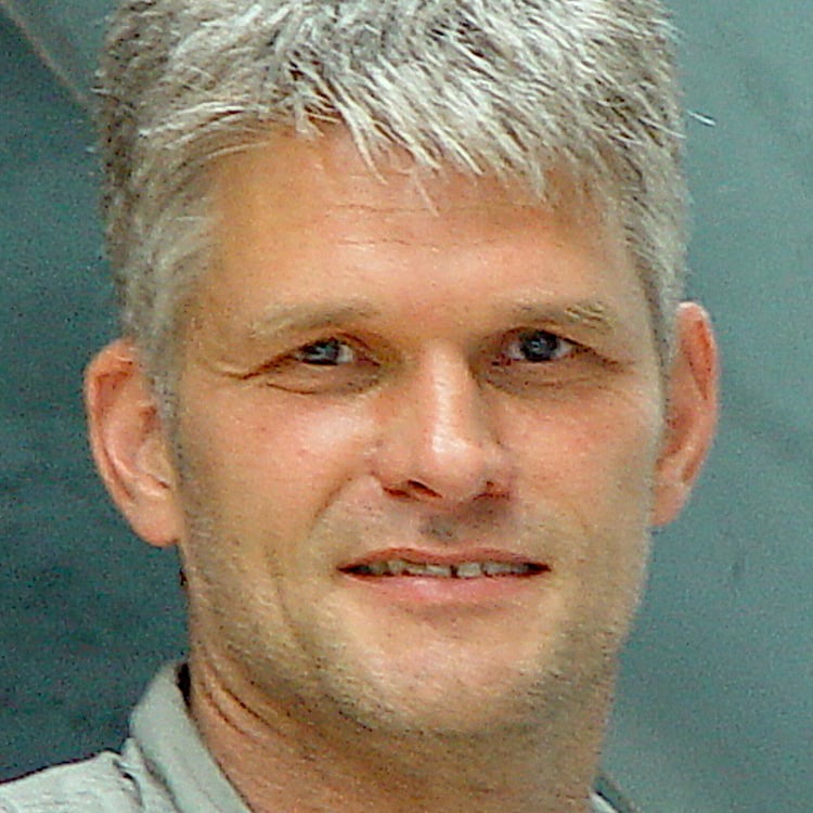 Robert Uhde