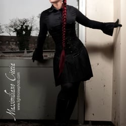 Model Xenia 2