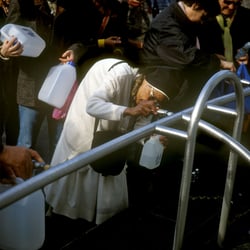 Wallfahrtsort Lourdes, Frankreich 2005.