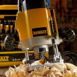 Oberfräse Dewalt