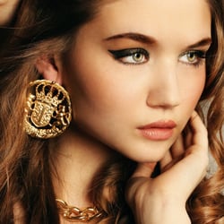 Hair&Makeup by Carlos Aiden