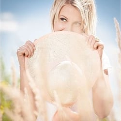 Model:Anni Günther Fotograf:Nawid Reinermann