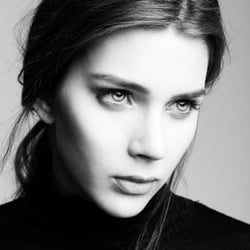 Foto: Marius Knieling  Model: Fabia von Hauff