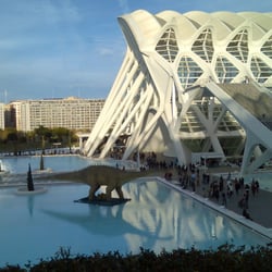 Val. center of science + art