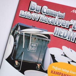 Mediamarktaktion SAT-Schüsseln in die Mülltonne