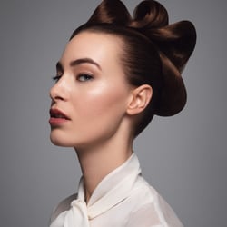 Hairretouching und Skin Retouching Beautyretusche von Maxi de Witt