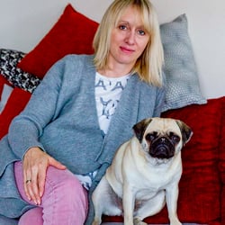 Portrait aus „Mensch und Mops“