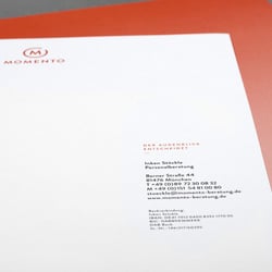 Briefbogen „Momento“