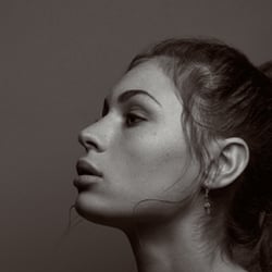 MAU1025 1