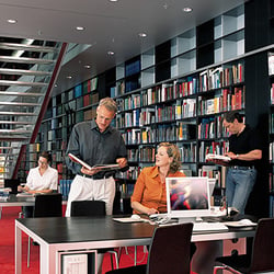 Interior 06