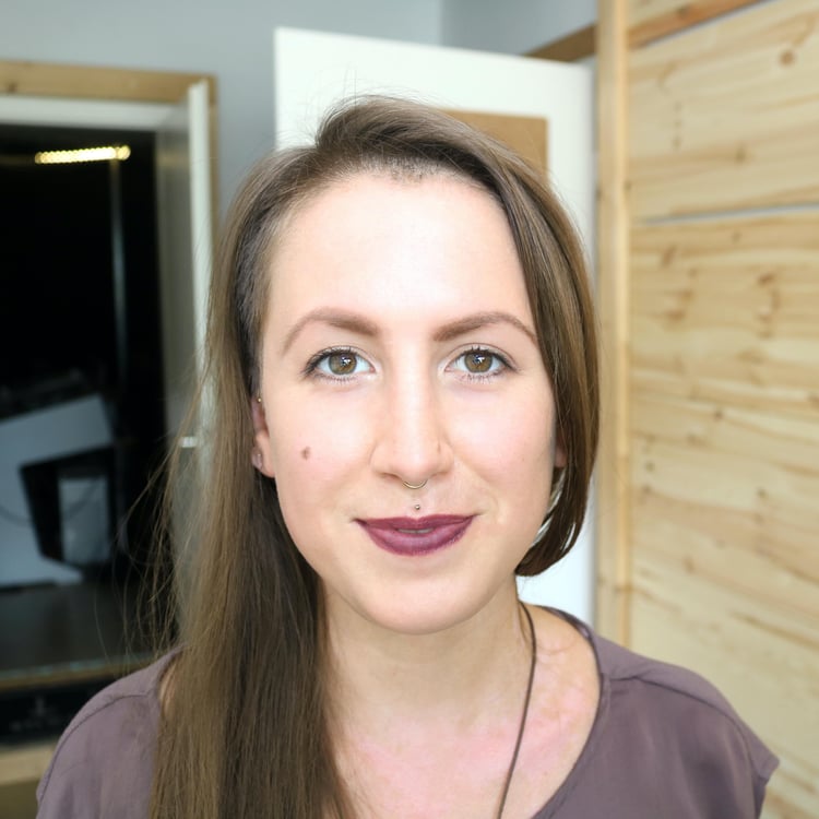 Sabrina Kuhn