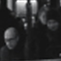 Münchener Freiheit bei Nacht // Schwarz Weiss Fotografie Analog