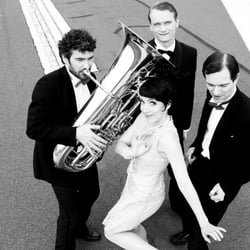 Lily and the Rythm Tigers / Bandfoto