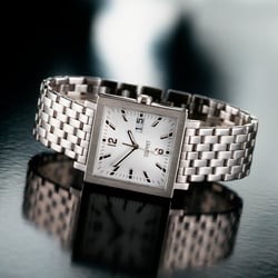 uhr05