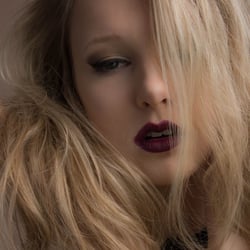 Shooting mit Nikola Matthies-Schubert als Modell und Alona Schefner als Fotografin.