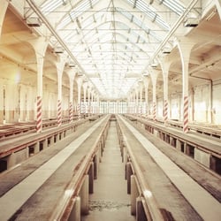 Serie Rheinbahn Depot. Konzept, Fotografie, Bildbearbeitung, Retusche.