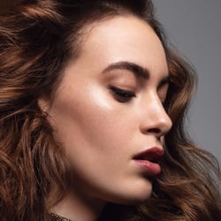 Hairretouching und Skin Retouching Beautyretusche von Maxi de Witt