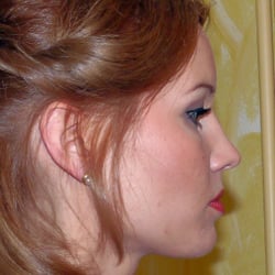 Braut Model Fertig