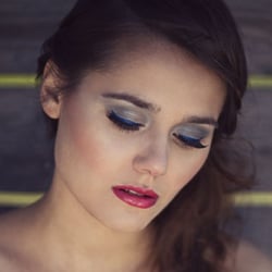 Laura K.