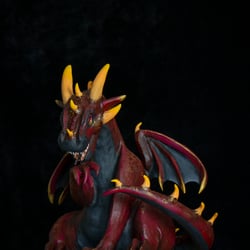 Feuerdrachen Skulptur