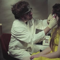 Still aus dem PeterLicht „Ende der Beschwerde“ Musikvideo (2011)