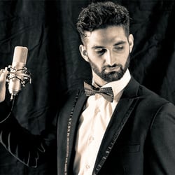 Entertainer mit Mikro