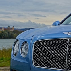 Bentley bei Melk