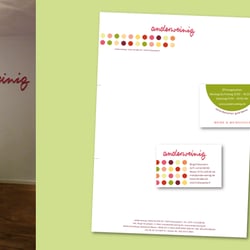 Wein Einzelhandel & Veranstaltungen – Logo Design in Raum & Druck