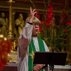 Die zukünftige Erzbischöfin von Canterbury, Sarah Mullally, predigte am 2. November 2025 im Berliner Dom.