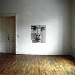 IN BETWEEN. Rauminstallation 1994