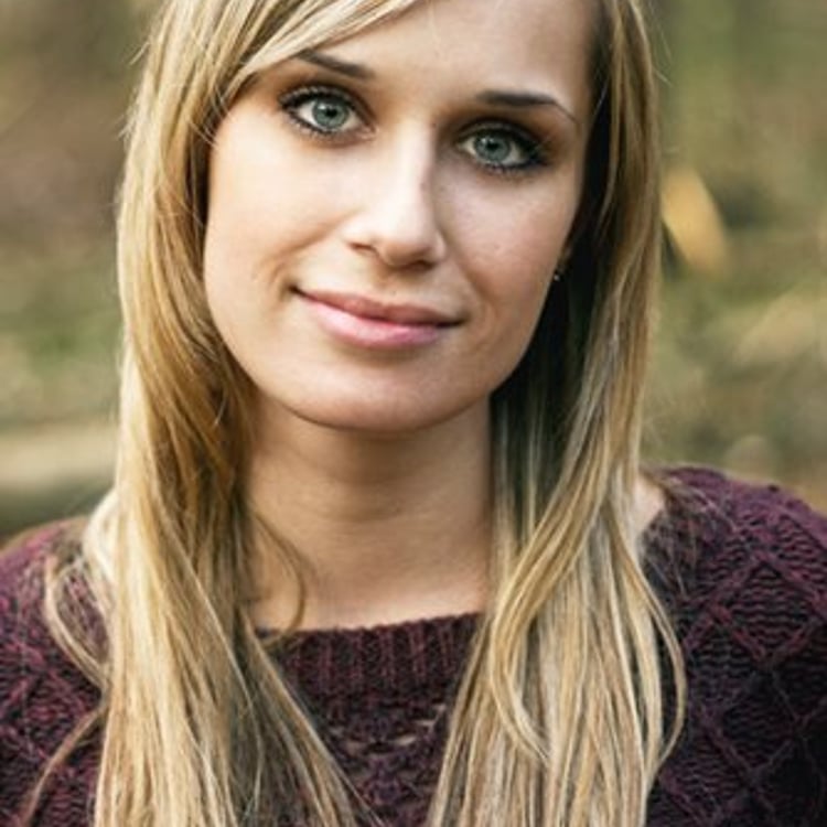 Julia Zerler
