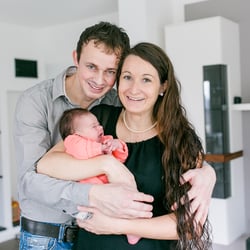 Newborn-Klitzeklein-Fotografin-Simone-Bauer