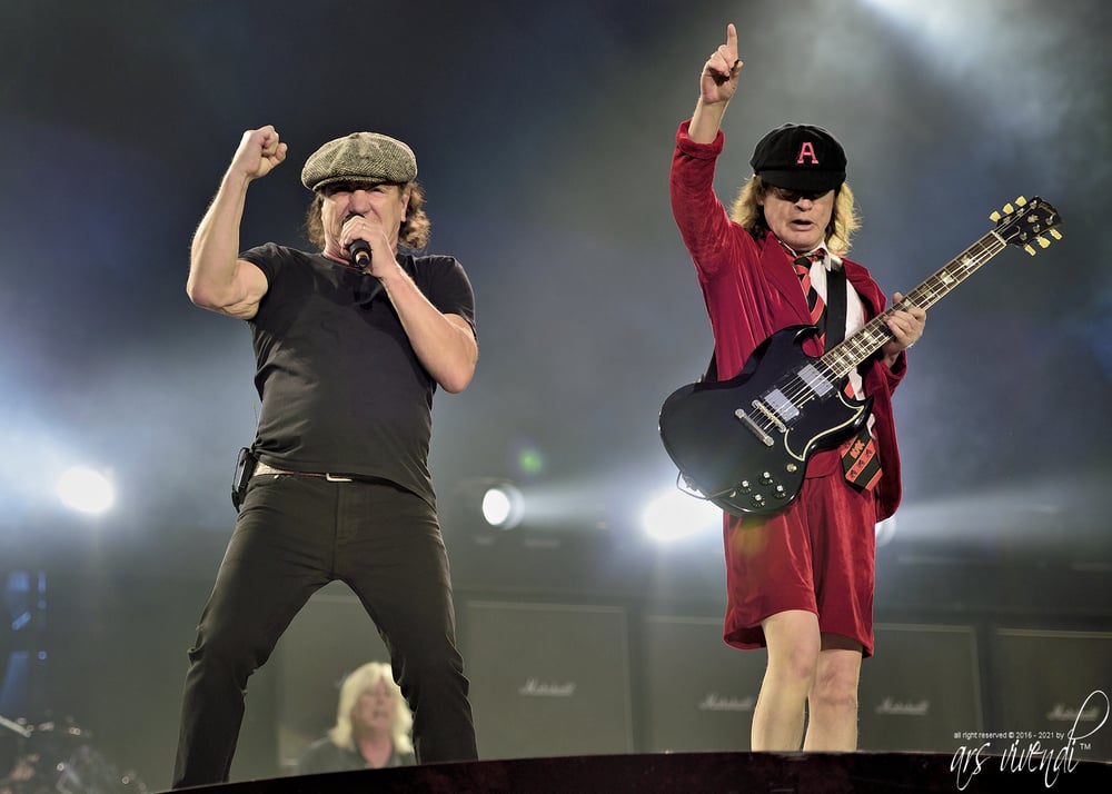 AC/DC