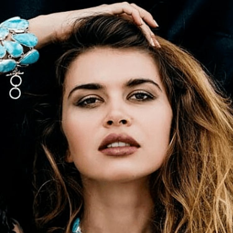 Jesmine Eva