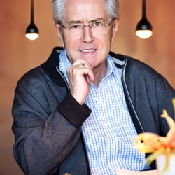 Frank Elstner bei Mila Pairan für Magazin „Life is Magnifique“ 2016