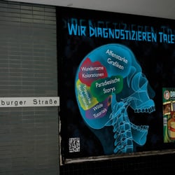 Anzeige „Dr. Comic“ als U-Bahn-Plakat