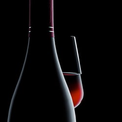 Rotwein-Glas-Detail