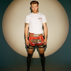 chris-jegl-in-private-studio-05